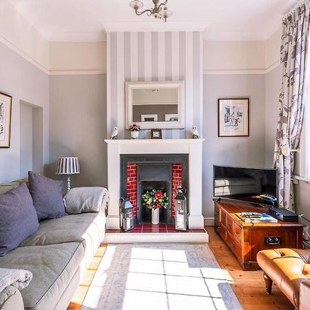 15 Brownlow Street Йорк Экстерьер фото