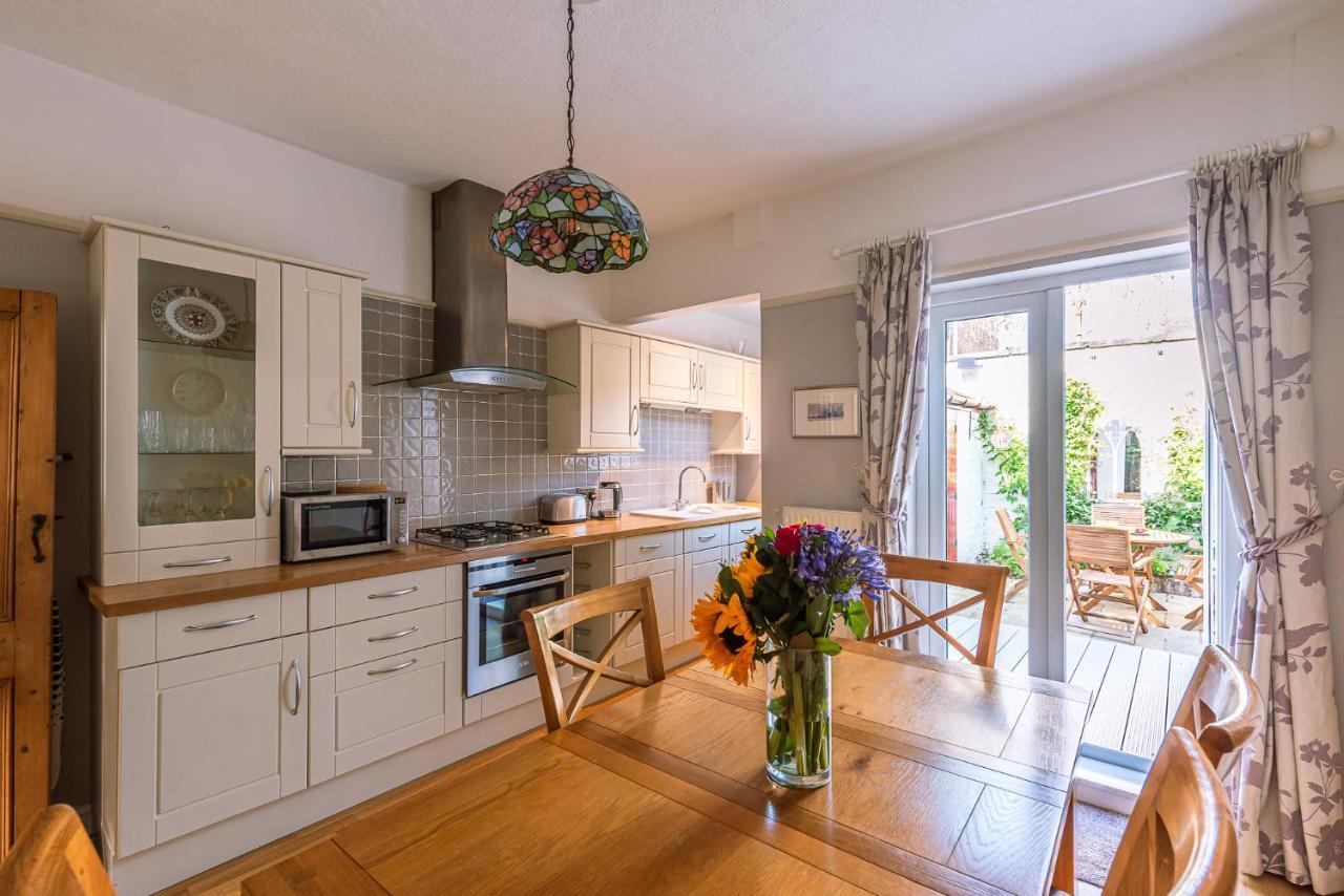 15 Brownlow Street Йорк Экстерьер фото